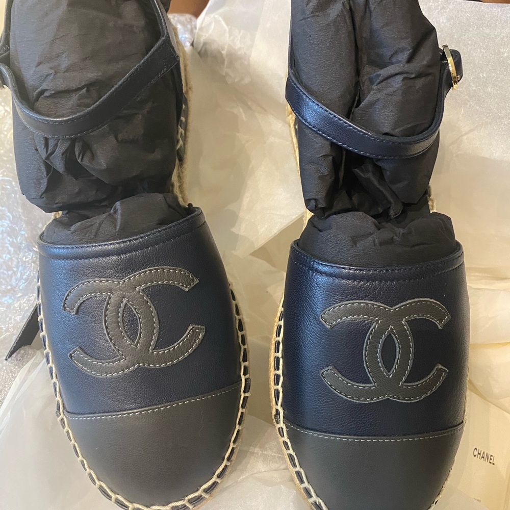 🌸🌸Chanel NEW STYLE ESPADRILLES 🌸🌸